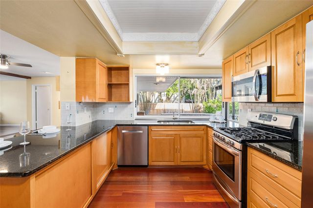 631 GILLETTE AVENUE, Temple Terrace, FL 33617