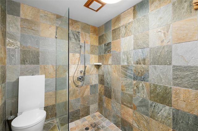 631 GILLETTE AVENUE, Temple Terrace, FL 33617