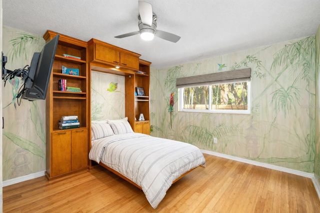 631 GILLETTE AVENUE, Temple Terrace, FL 33617