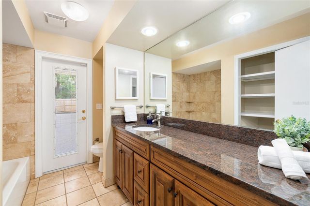 631 GILLETTE AVENUE, Temple Terrace, FL 33617