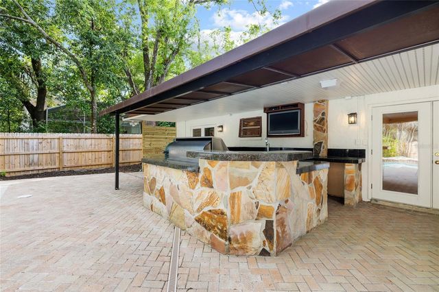 631 GILLETTE AVENUE, Temple Terrace, FL 33617