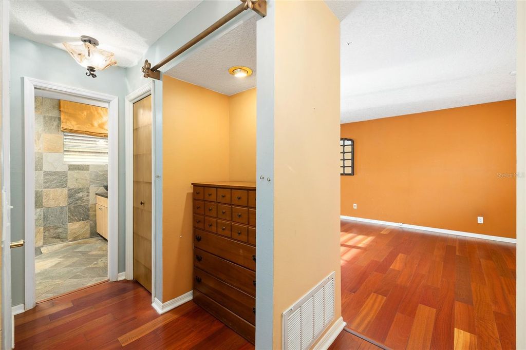 Image 23 of property listing at 631 GILLETTE AVENUE, Temple Terrace, FL 33617