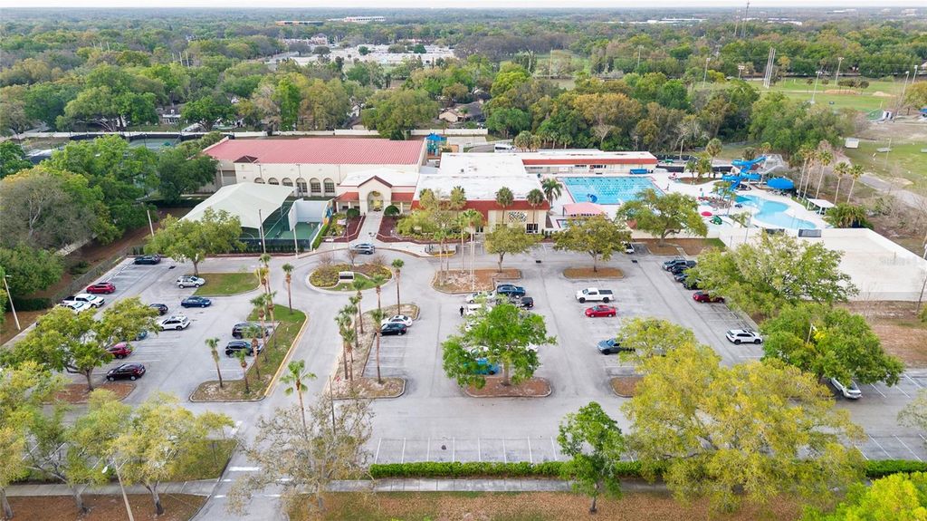 Image 58 of property listing at 631 GILLETTE AVENUE, Temple Terrace, FL 33617