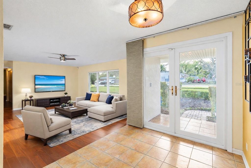 Image 7 of property listing at 631 GILLETTE AVENUE, Temple Terrace, FL 33617