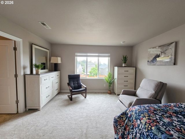 15920 Se STARLING Ct, Clackamas, OR 97015