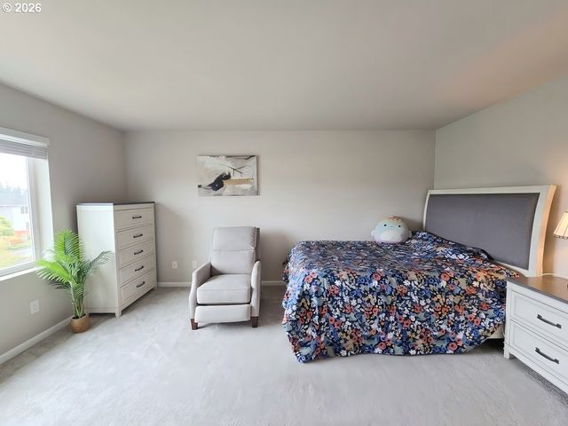 15920 Se STARLING Ct, Clackamas, OR 97015