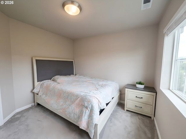 15920 Se STARLING Ct, Clackamas, OR 97015