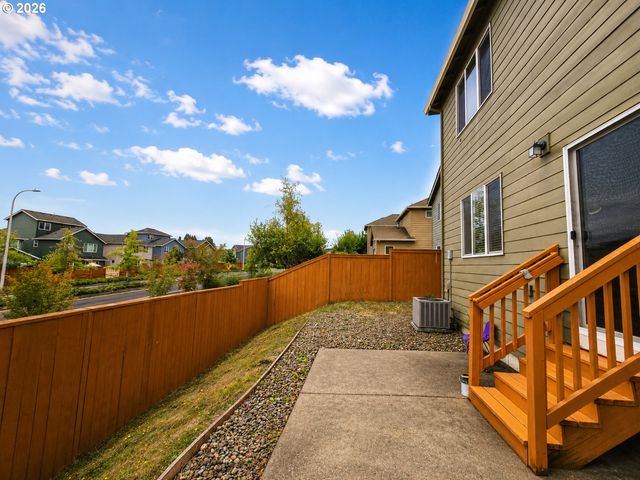 15920 Se STARLING Ct, Clackamas, OR 97015