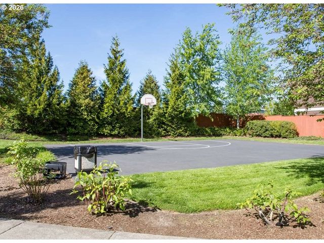 15920 Se STARLING Ct, Clackamas, OR 97015