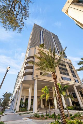 275 1ST AVENUE 3807, St Petersburg, FL 33701