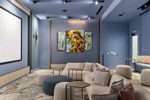 275 1ST AVENUE 3807, St Petersburg, FL 33701