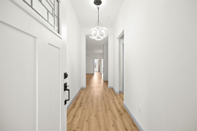 9518 Belleclaire Lane, Houston, TX 77044