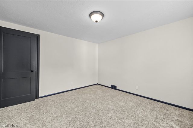 46175 Middle Ridge Road, Amherst, OH 44001