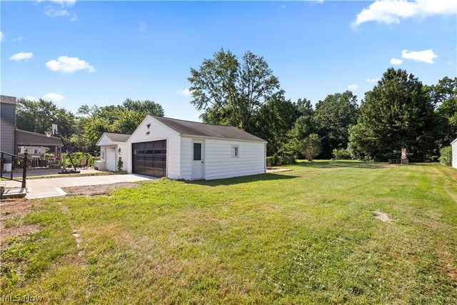 46175 Middle Ridge Road, Amherst, OH 44001