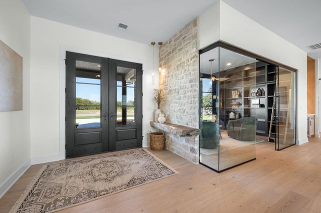 16671 W Hickory St, Goddard, KS 67052