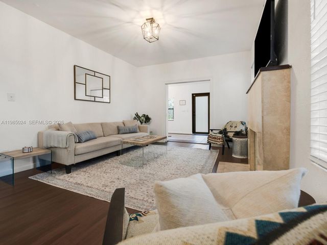 144 NE 91st St, Miami Shores, FL 33138