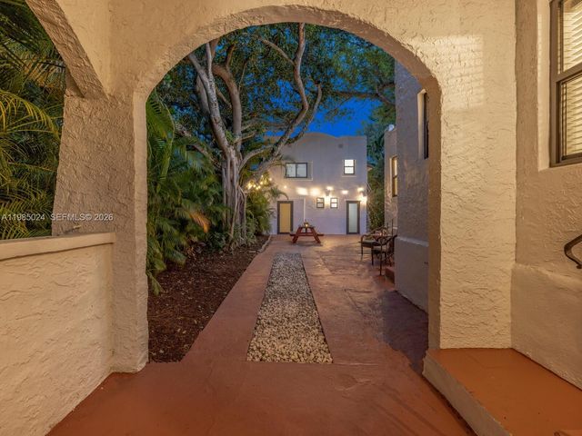 144 NE 91st St, Miami Shores, FL 33138