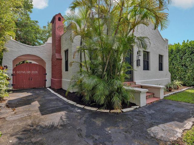 144 NE 91st St, Miami Shores, FL 33138