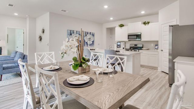 5839 Tripletail Dr, Milton, FL 32583