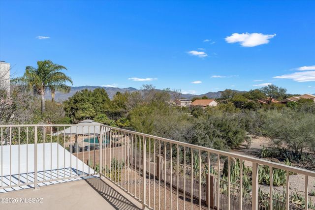 725 S Smokey Mountains Road, Tucson, AZ 85748