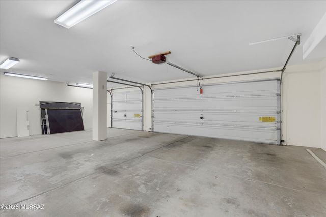 725 S Smokey Mountains Road, Tucson, AZ 85748