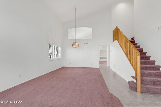 725 S Smokey Mountains Road, Tucson, AZ 85748