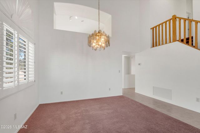 725 S Smokey Mountains Road, Tucson, AZ 85748