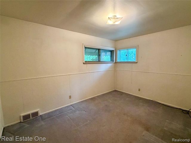 12294 Nathaline Street, Redford, MI 48239
