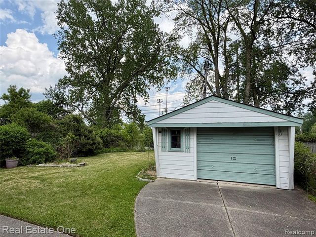 12294 Nathaline Street, Redford, MI 48239