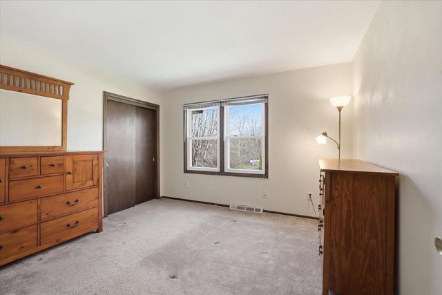 S70W16797 Hedgewood DRIVE, Muskego, WI 53150