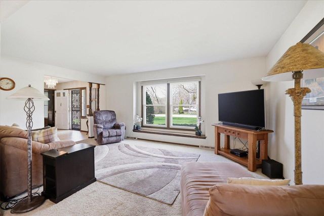 S70W16797 Hedgewood DRIVE, Muskego, WI 53150