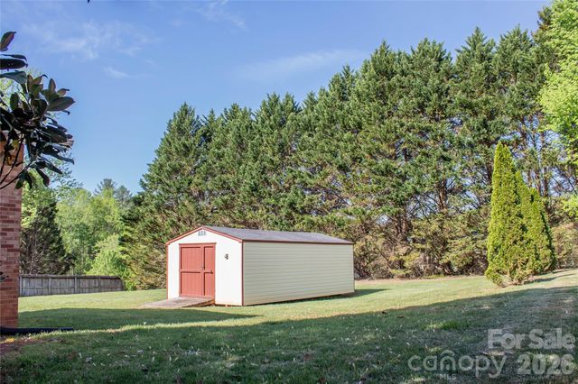 104 Buena Vista Drive, Morganton, NC 28655