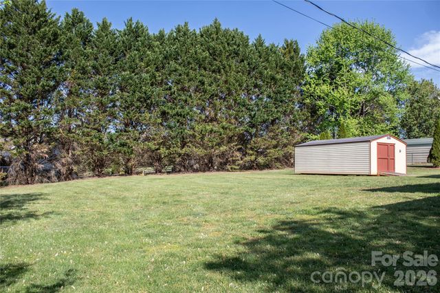 104 Buena Vista Drive, Morganton, NC 28655
