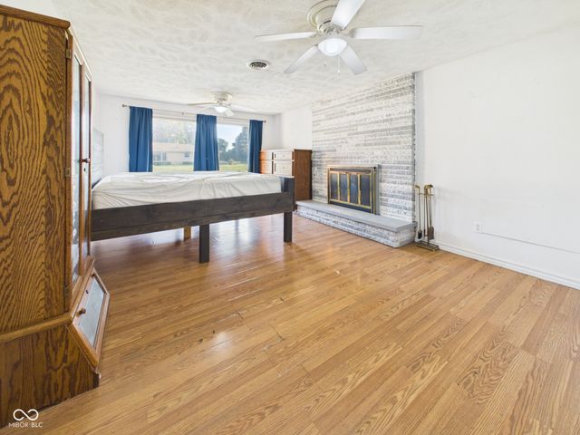 168 E Benton Street, Alexandria, IN 46001