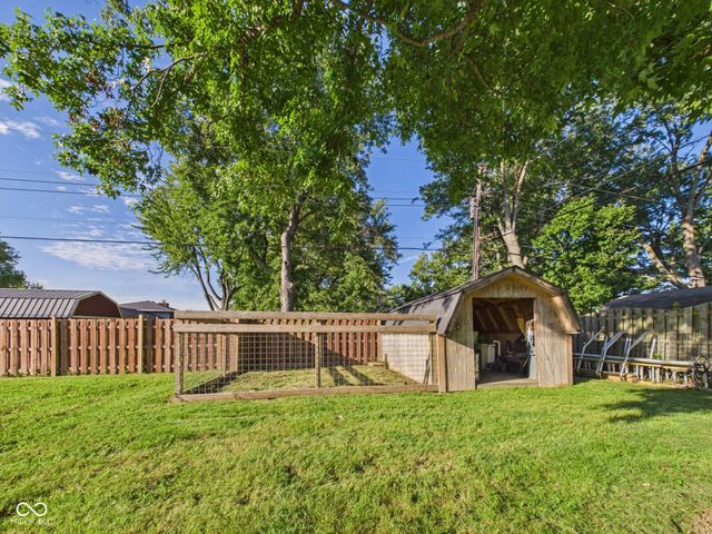 168 E Benton Street, Alexandria, IN 46001