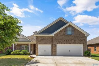 112 Bridgemill Avenue, Madison, AL 35756
