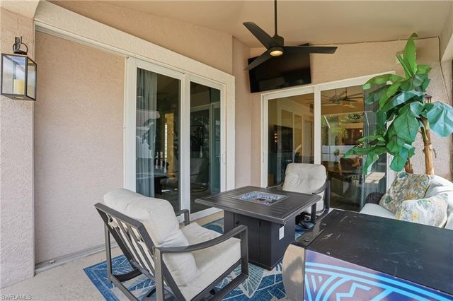 736 110th AVE N, Naples, FL 34108