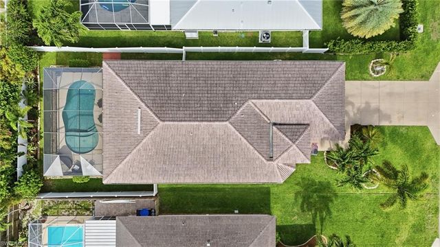 736 110th AVE N, Naples, FL 34108
