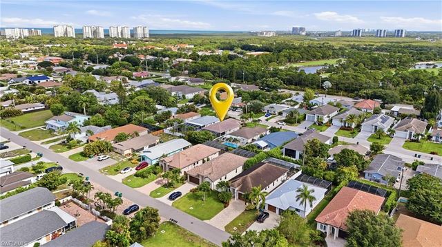 736 110th AVE N, Naples, FL 34108