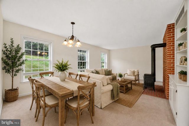 810 DOWLIN FORGE RD, Downingtown, PA 19335