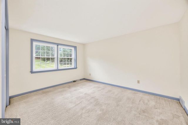 810 DOWLIN FORGE RD, Downingtown, PA 19335