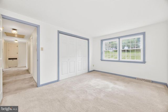 810 DOWLIN FORGE RD, Downingtown, PA 19335