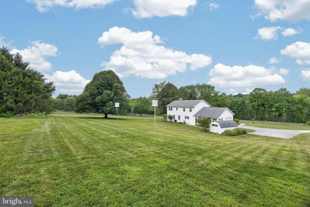 810 DOWLIN FORGE RD, Downingtown, PA 19335