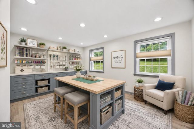 810 DOWLIN FORGE RD, Downingtown, PA 19335