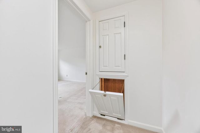 810 DOWLIN FORGE RD, Downingtown, PA 19335