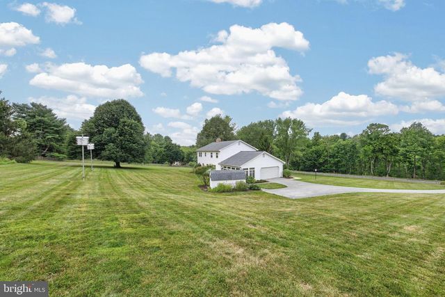 810 DOWLIN FORGE RD, Downingtown, PA 19335