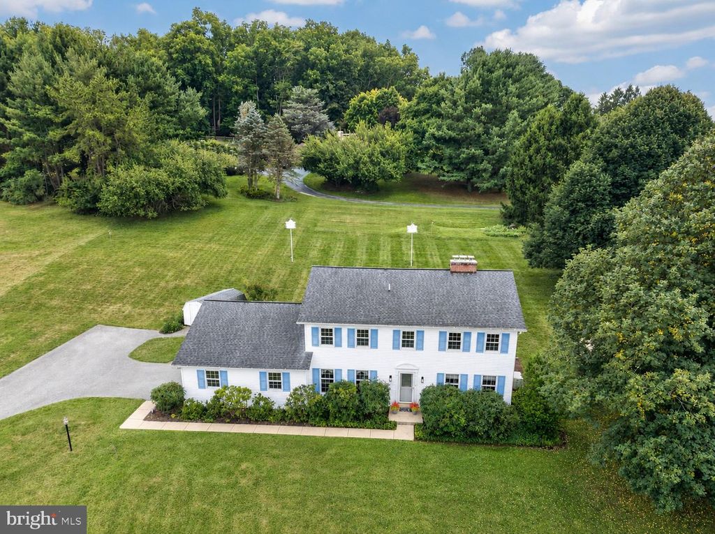 810 DOWLIN FORGE RD, Downingtown, PA 19335