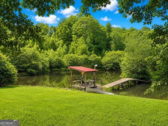 415 S Walkers Mill Road, Griffin, GA 30224