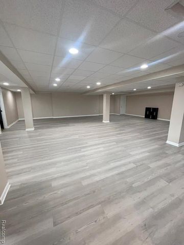 16193 Darlene Drive, Macomb, MI 48042
