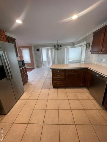 16193 Darlene Drive, Macomb, MI 48042